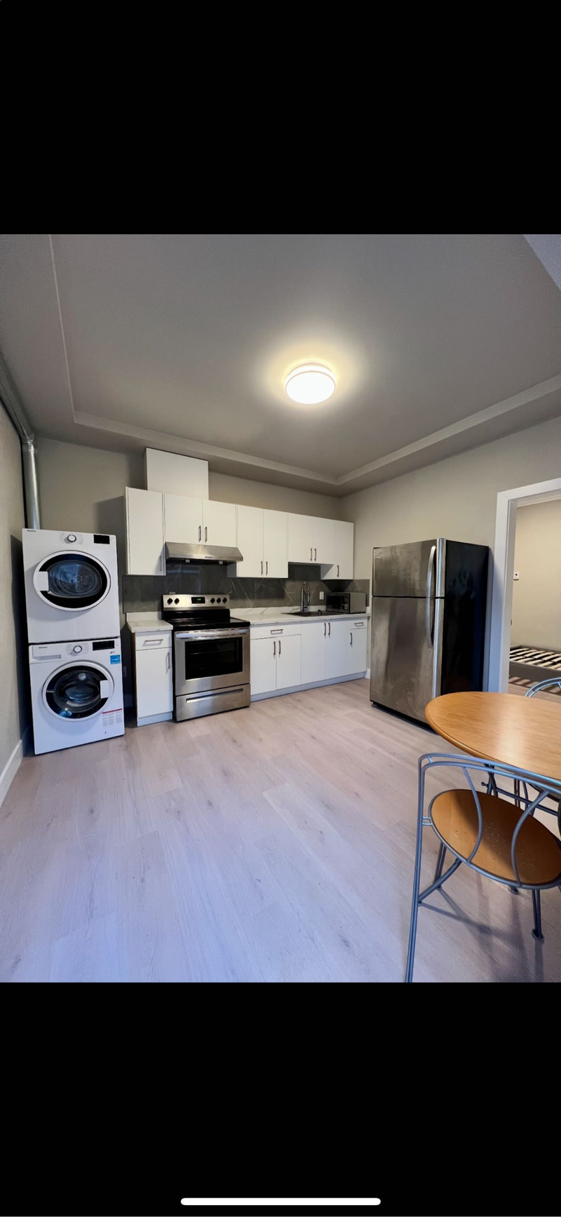 列治文house一房一厅一卫出租