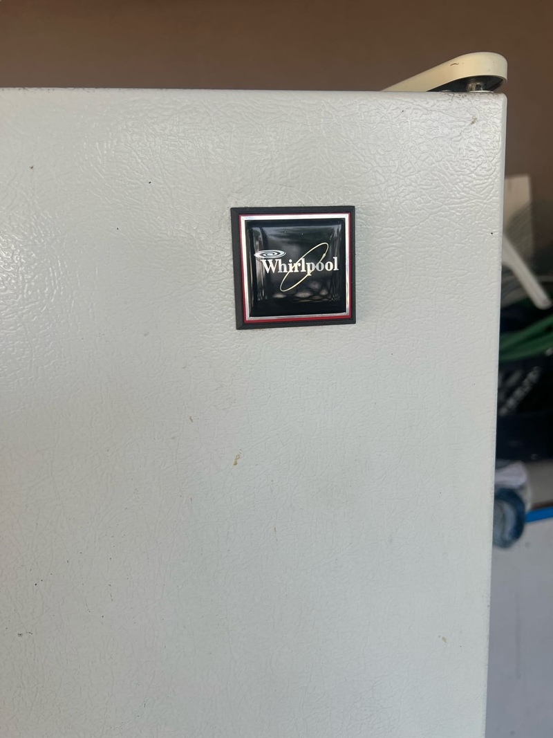 Whirlpool冰箱转让