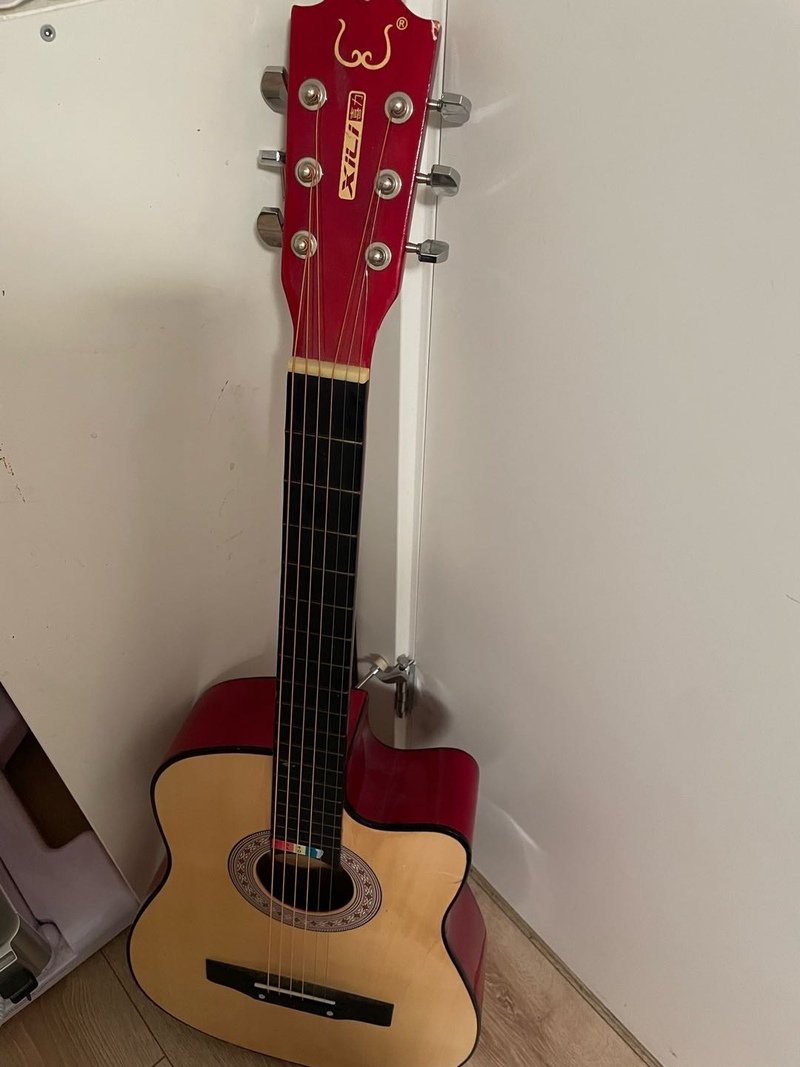 电饭煲、热水壶、空气炸锅