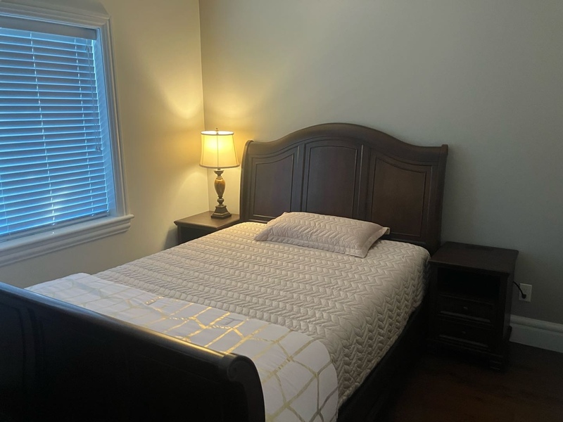 列治文一号路 豪宅套房