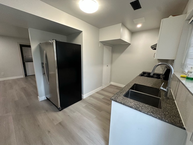 列治文有一房一厅出租