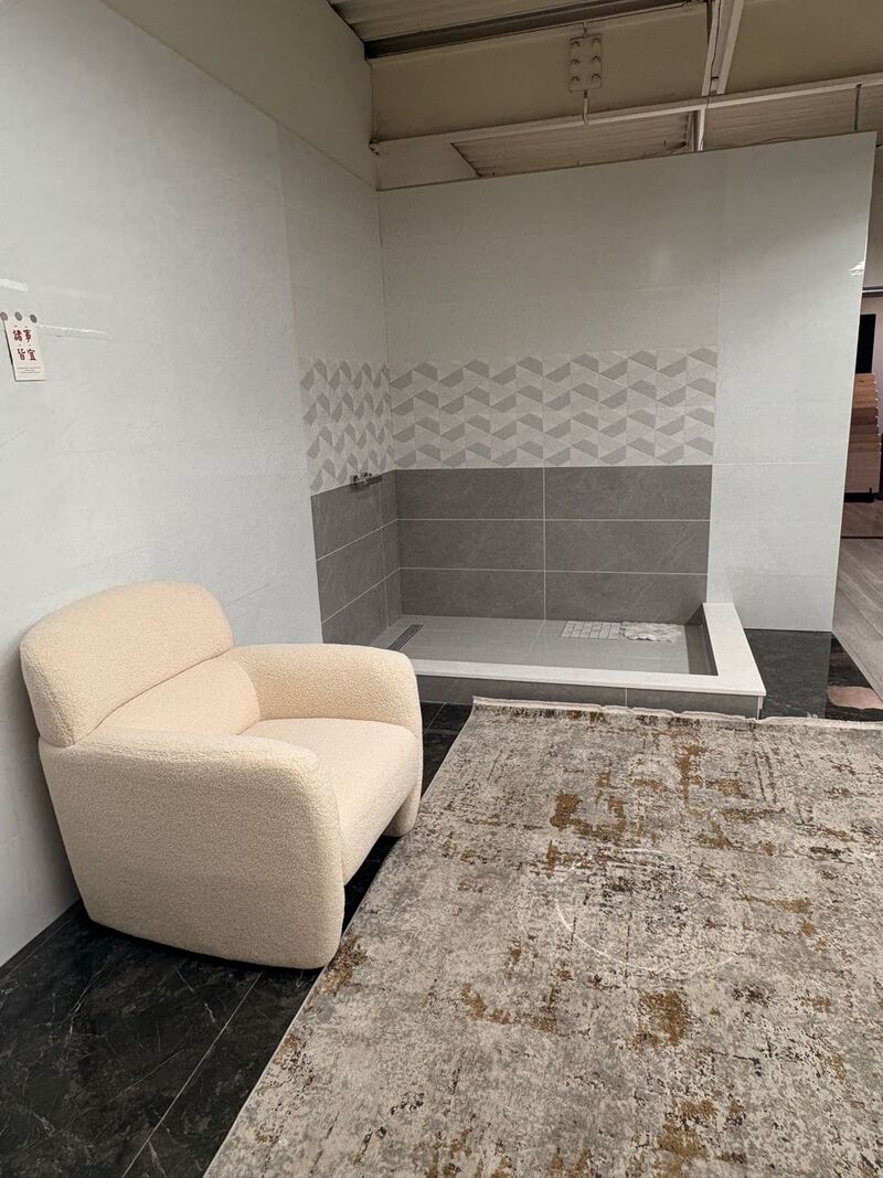 Richmond1500尺办公室，每月2000刀