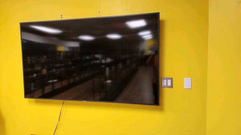 Samsung 75" U7900F Series 4K UHD HDR LED Tizen Smart TV