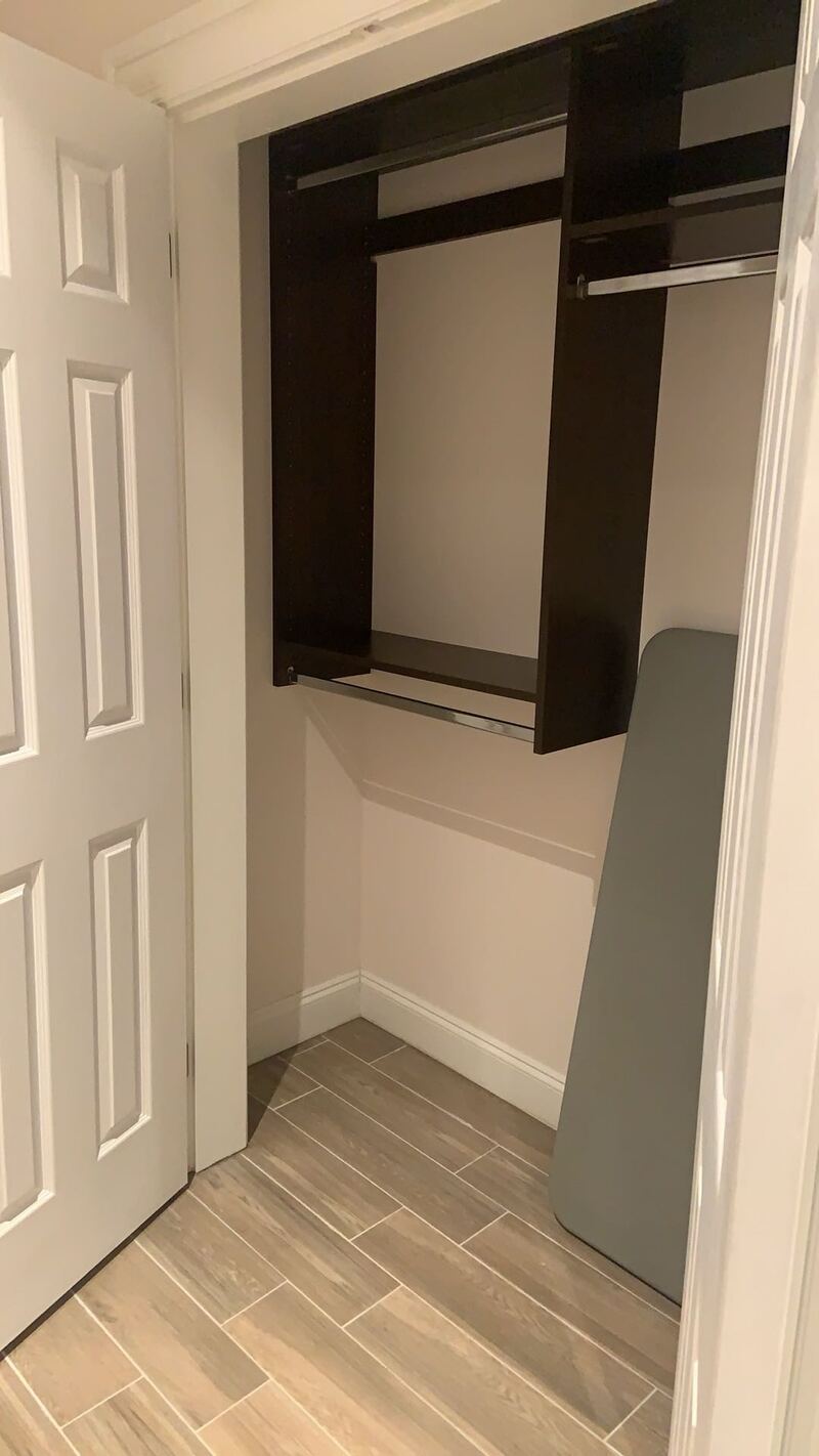 本拿比Metro附近新建house的独立单元一室一厅出租