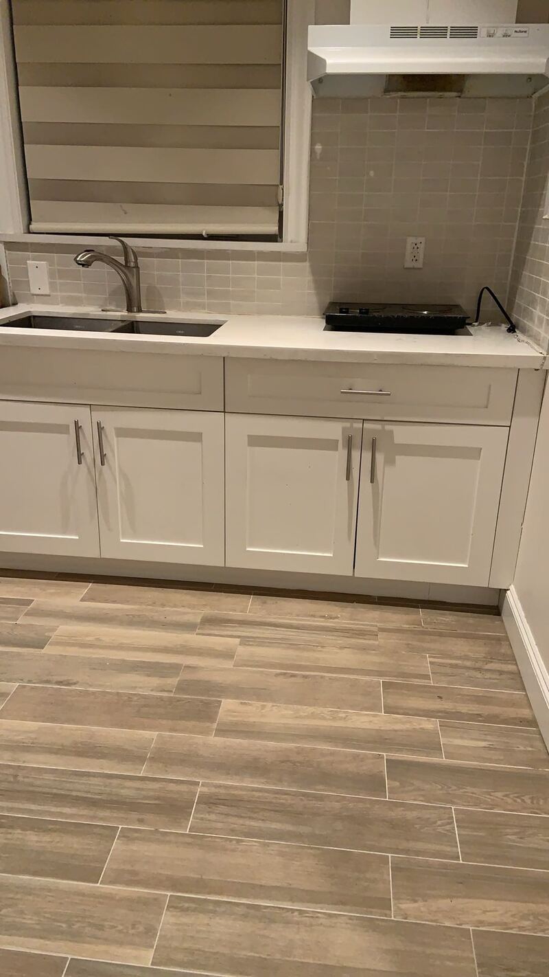 本拿比metro ，deer lake 附近的独立屋有独立出入单元招租