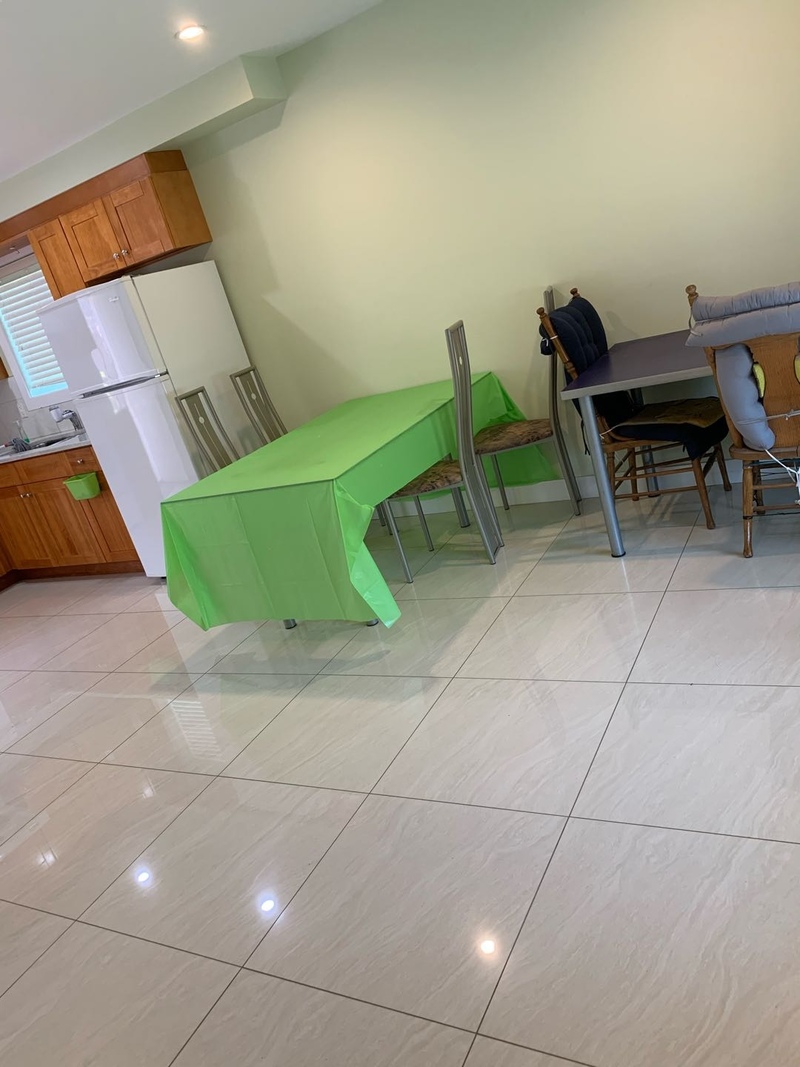 温东Killarney 41内街2房800尺后巷屋出租