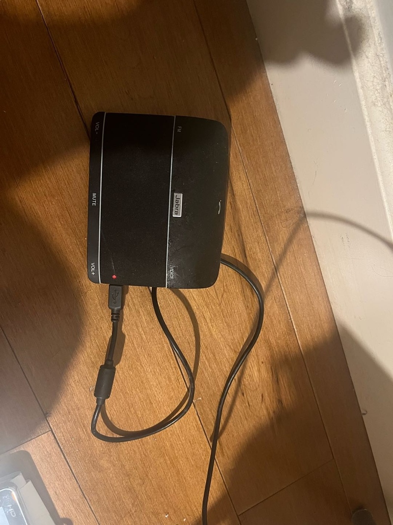 Jabra蓝牙车载免提女孩服饰裙子卫衣绒线衣帽寸衫风衣