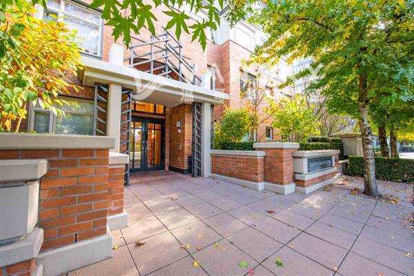 UBC校园内一室一厅公寓出租