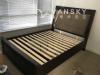 搬家卖queen size床架$200