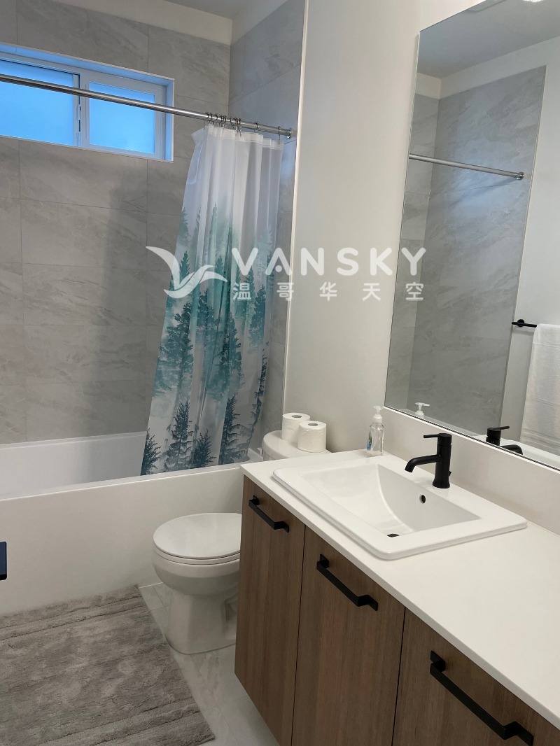 260506194644_bathroom.jpg
