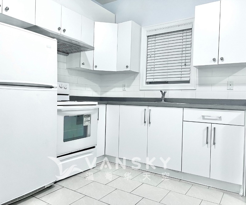 260604214304_2b1b-kitchen.jpg