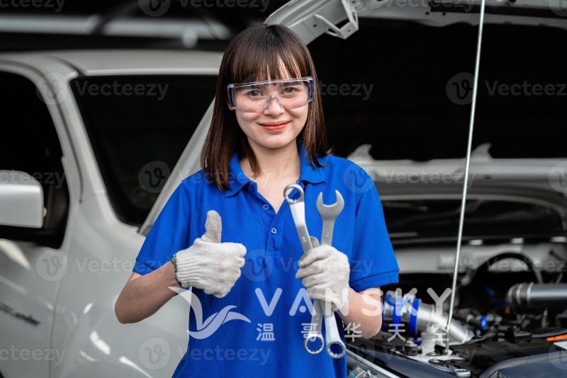 260612043557_to-repair-shop-service-concept-auto-repair-service-concept-p.jpg