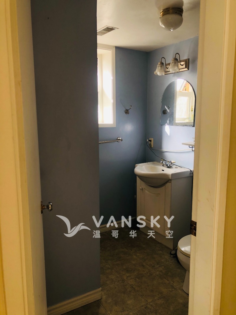 260703080309_bathroom.jpg