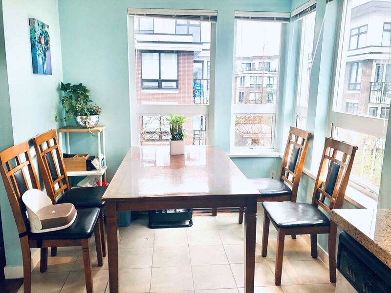 列治文Walmart附近宽敞两房公寓（1050呎）带家具parking