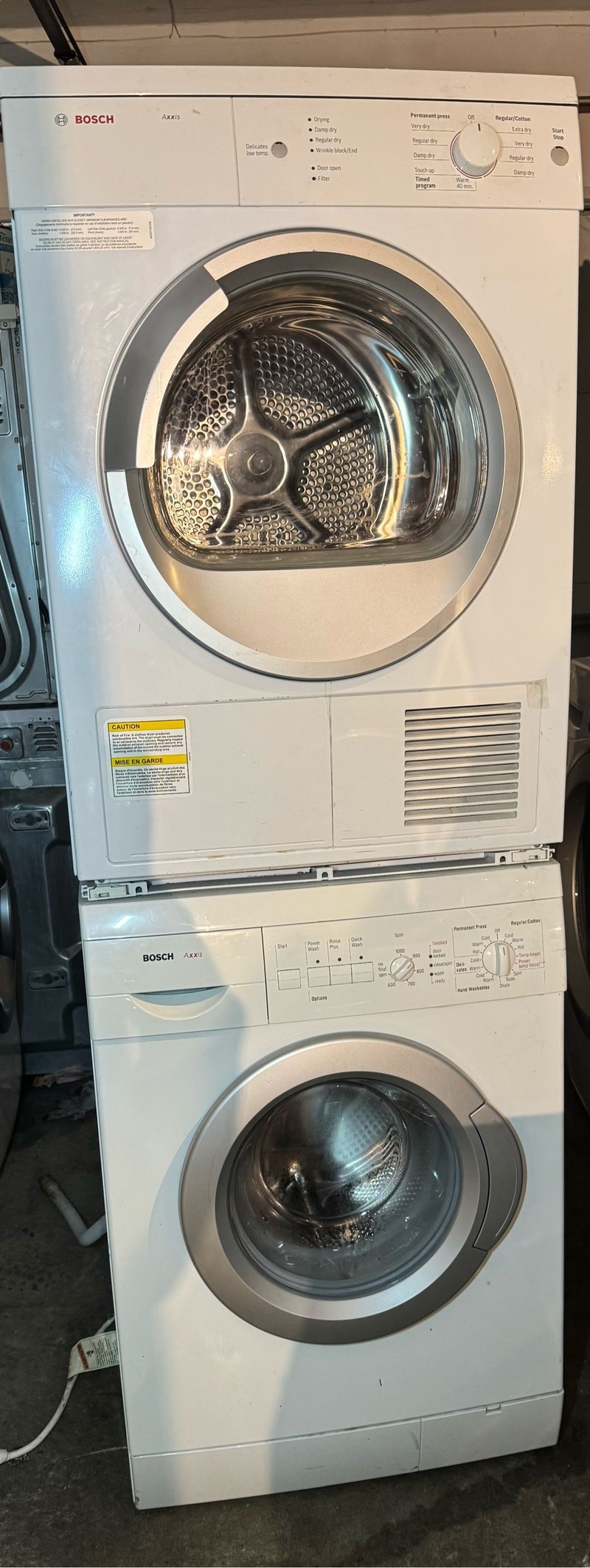 Bosch 洗衣机烘干机$700