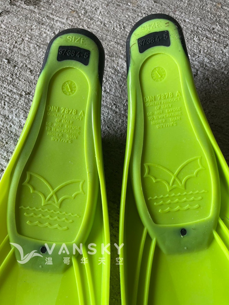 230708223125_swimming-fins-14.jpg