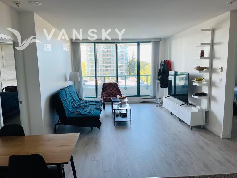 列治文宽敞舒适带卫生间的次卧出租