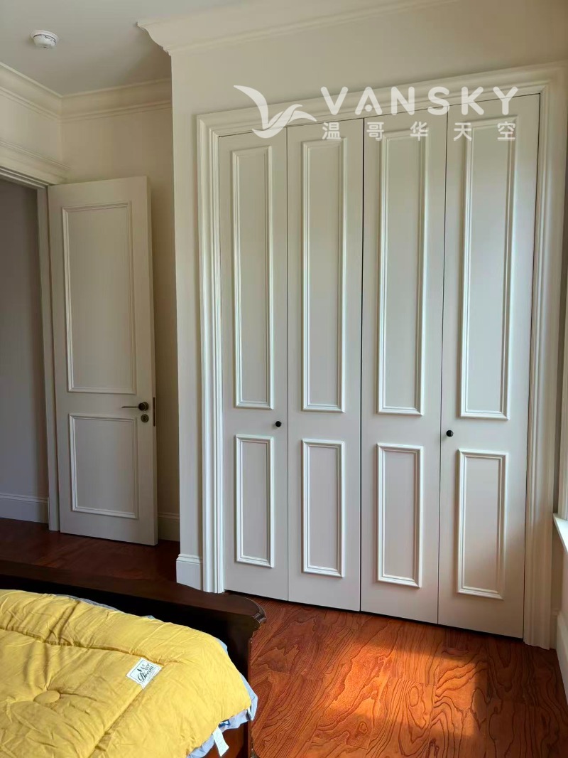 260606222600_Closet.jpg