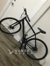 九成新黑色公路单车 送一切所需装备