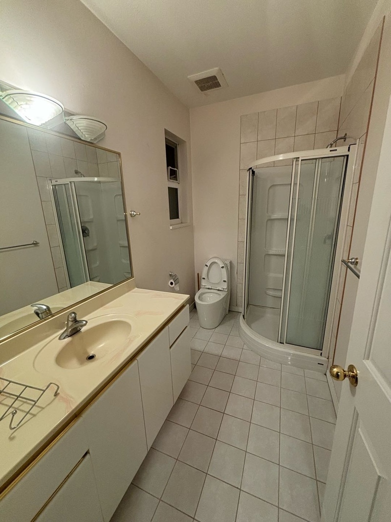 列治文house多间套房出租