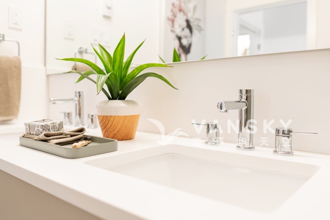 220802145507_the-boroughs-townhomes-surrey-10.jpg