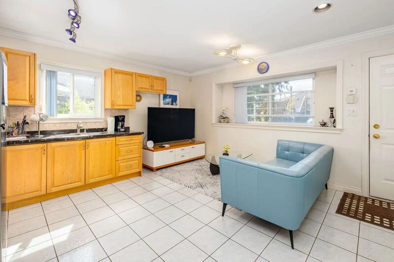 Victoria and East 37 Avenue 二房出租、包家具。 Victoria and East 37 Avenue Vancouver