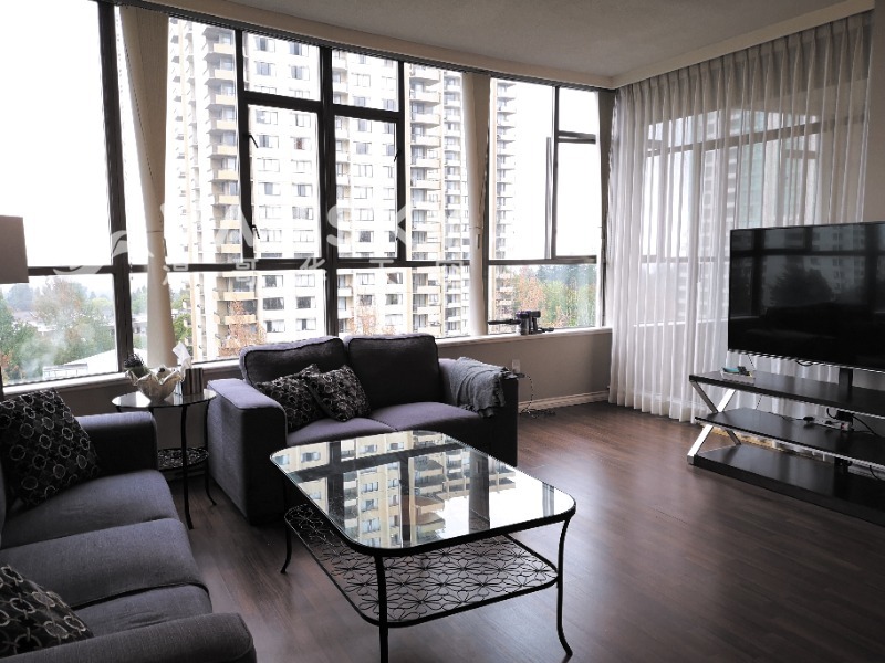 230319081023_living1.jpg