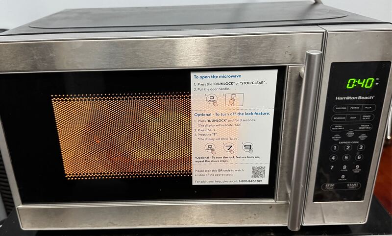 中号好用微波炉一款$30