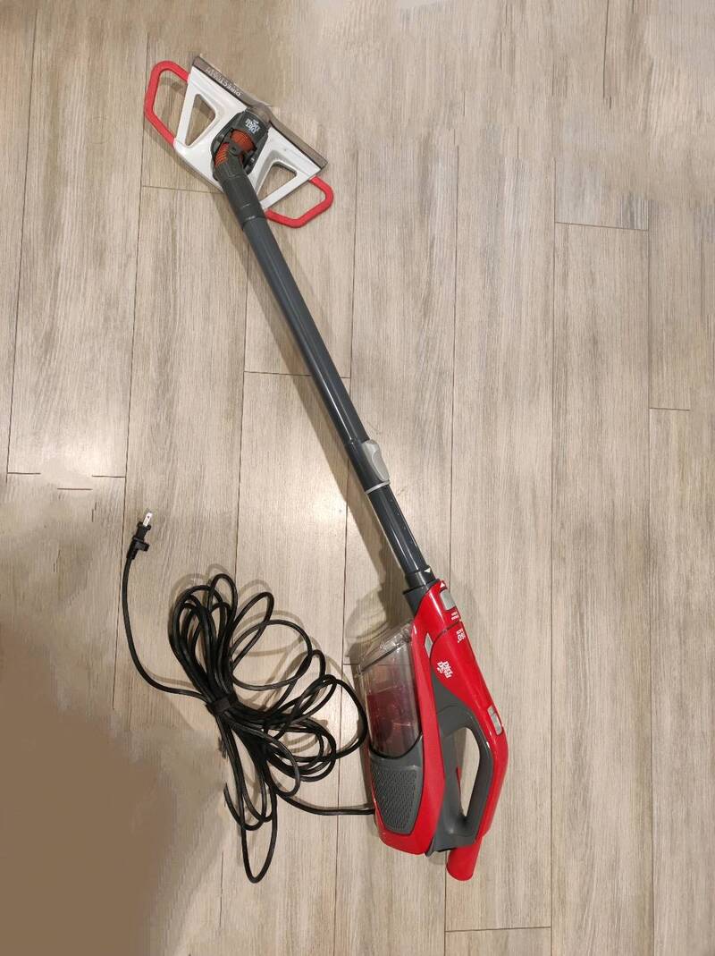 七成新吸塵器