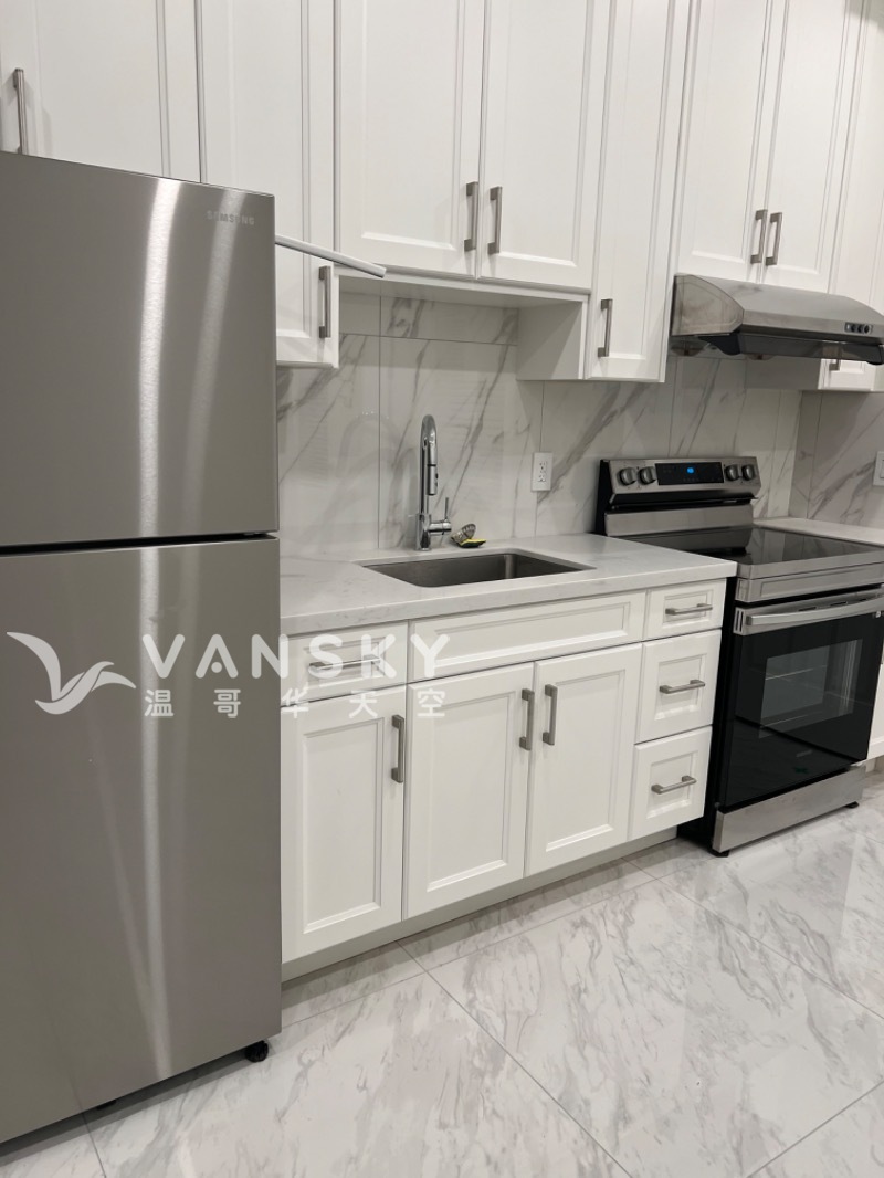 列治文獨立出入全新兩房一衛 安靜小區 水/電/網路全包