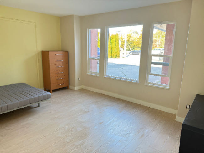 渔人码头宽敞明亮一房一卫全包租