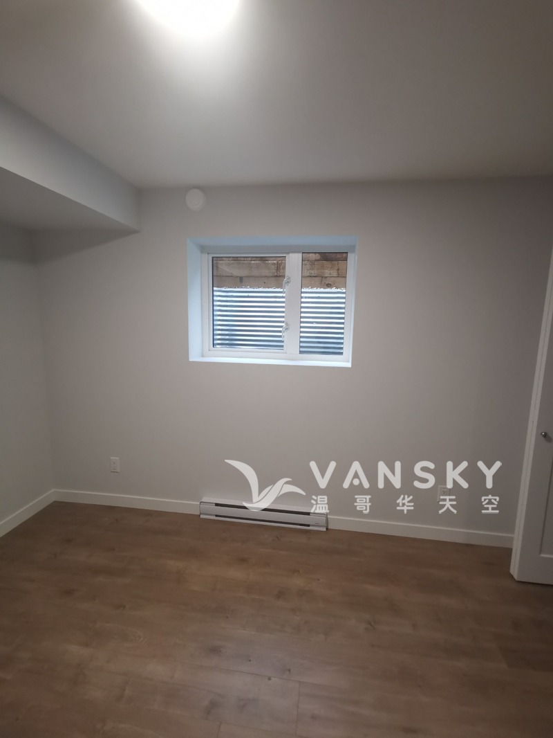 兰里地下一房一厅独立出入出租