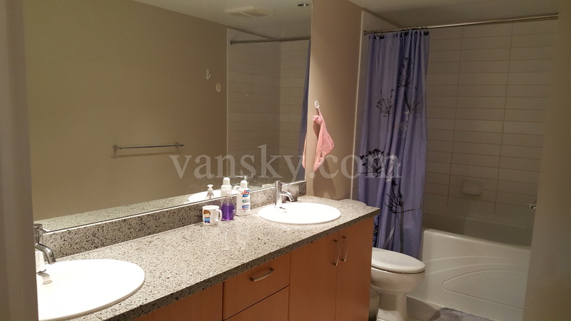 180805110945_9222Bathroom.jpg