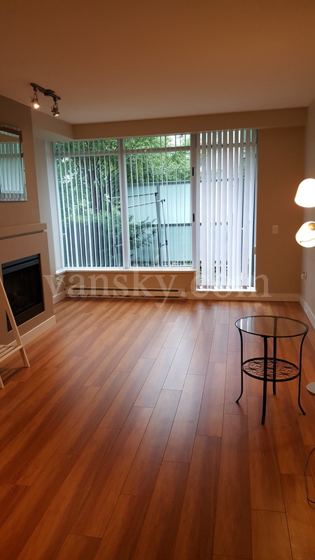 180805110949_9222Livingroom.jpg