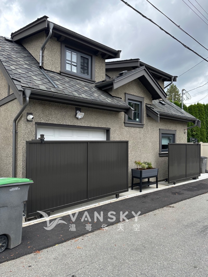 South Granville崭新两房后巷屋出租