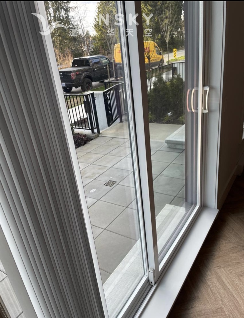 北素里靠近SFU全新townhouse整租