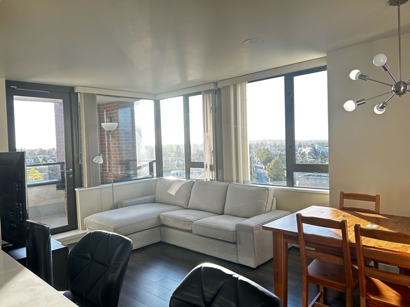 温哥华kingsway公寓两室两卫出租