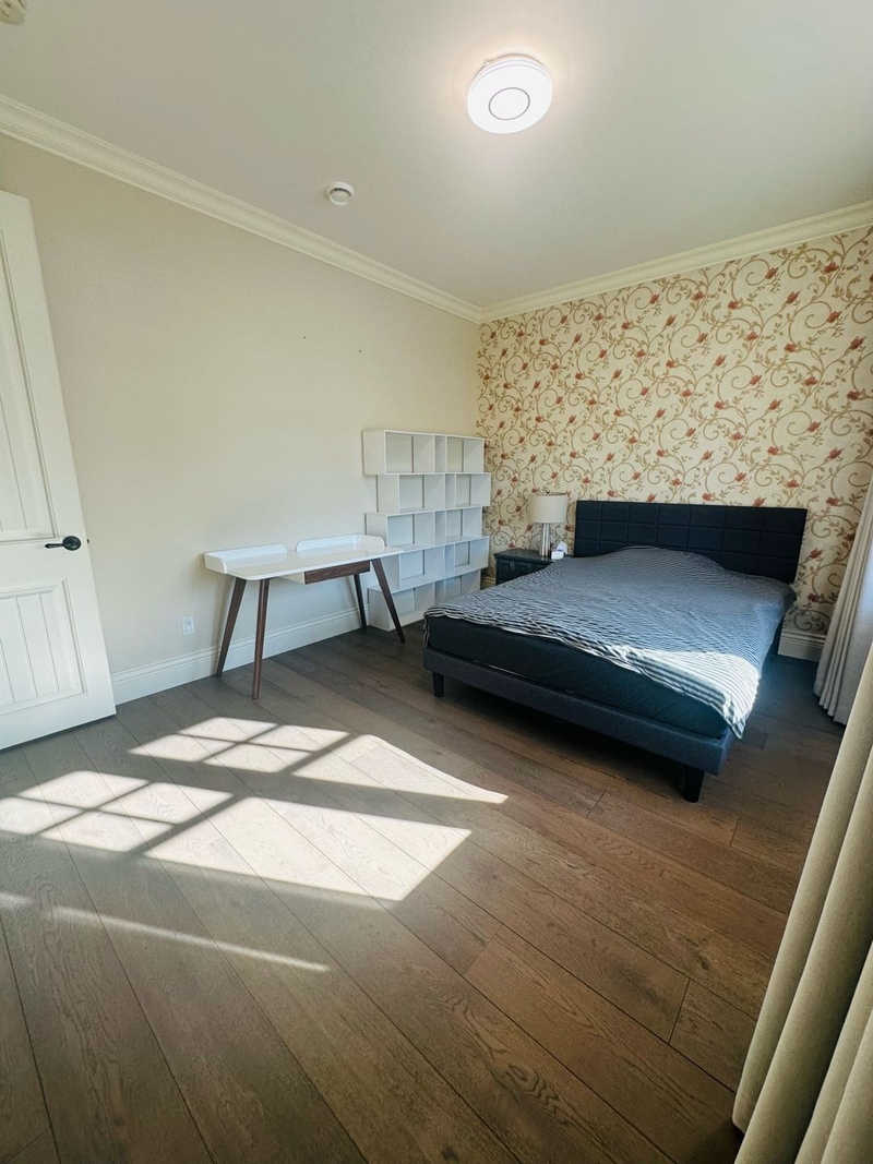 BUnnaby Metrotown一套房出租