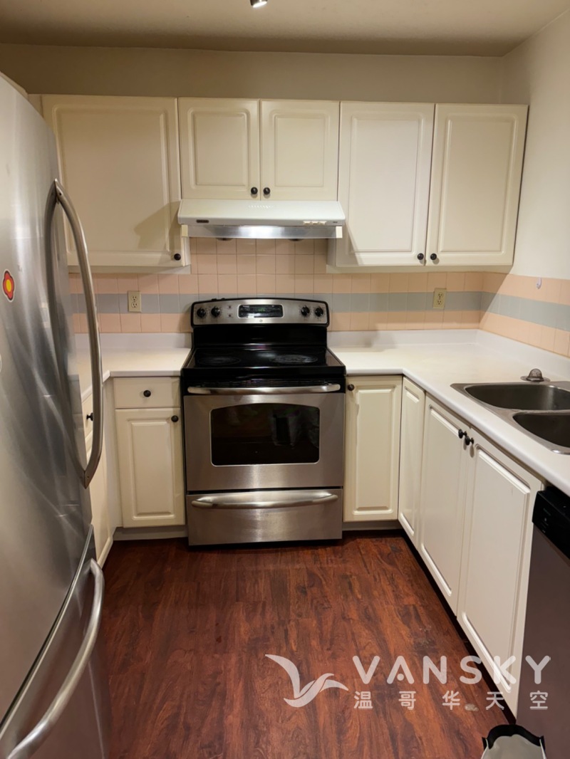 本拿比近Metrotown两房两厕出租