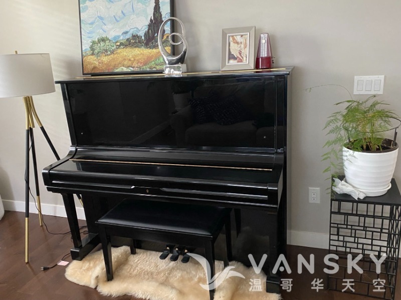 超值钢琴出售