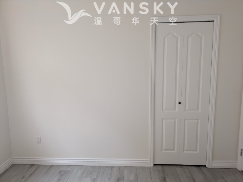 260715103721_Bedroom_closet_1.JPG