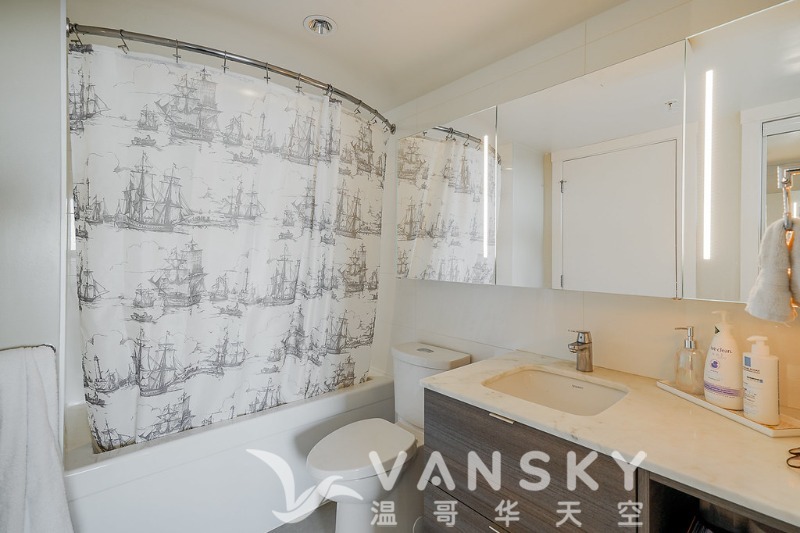 260828074101_5-bathroom.jpg