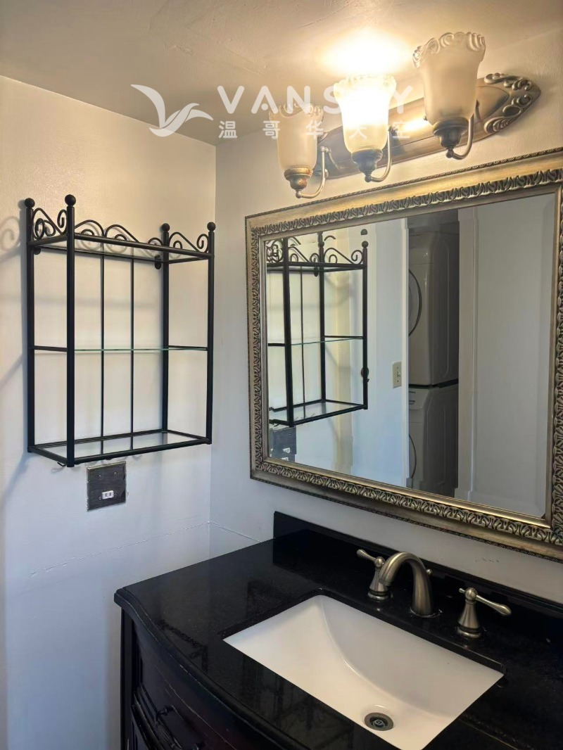 260412195014_Bathroom.jpg