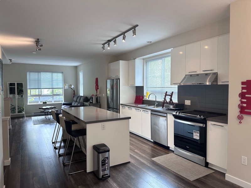 高贵林联排整租三房2.5卫