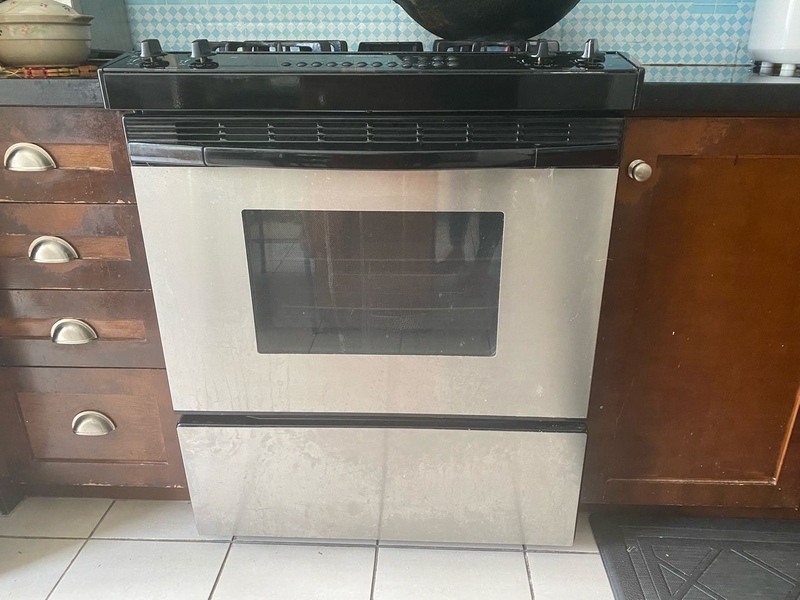 Whirlpool Gas Stove