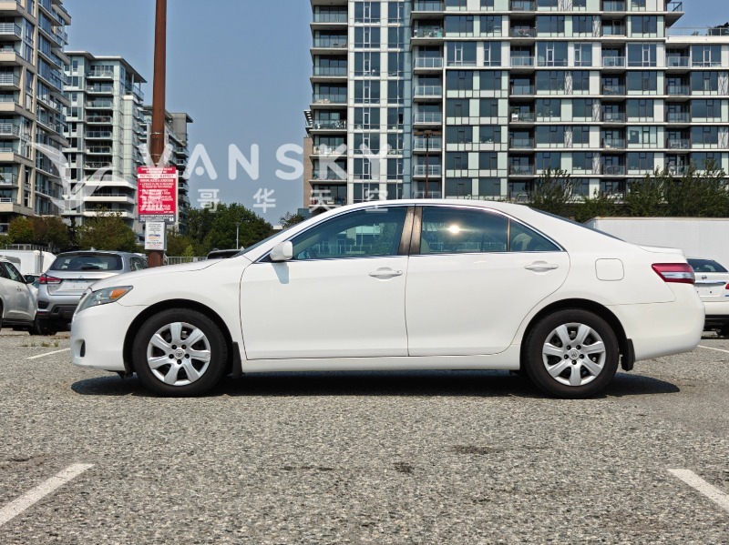 260819163824_2011-Toyota-Camry-17766958191821125.jpg