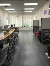 列治文市中 二樓商舖, 16呎落地玻璃, 陽光充足!