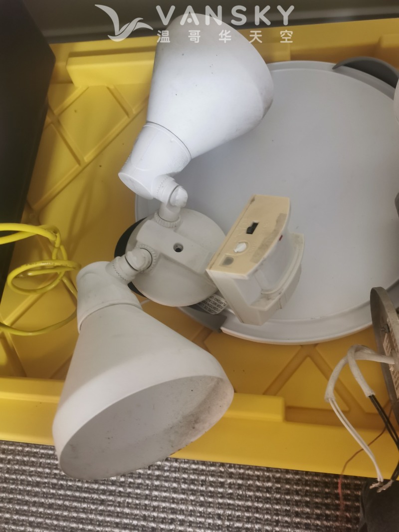 闲置物品低价处理！各种工具用具，给钱就出！详见图片