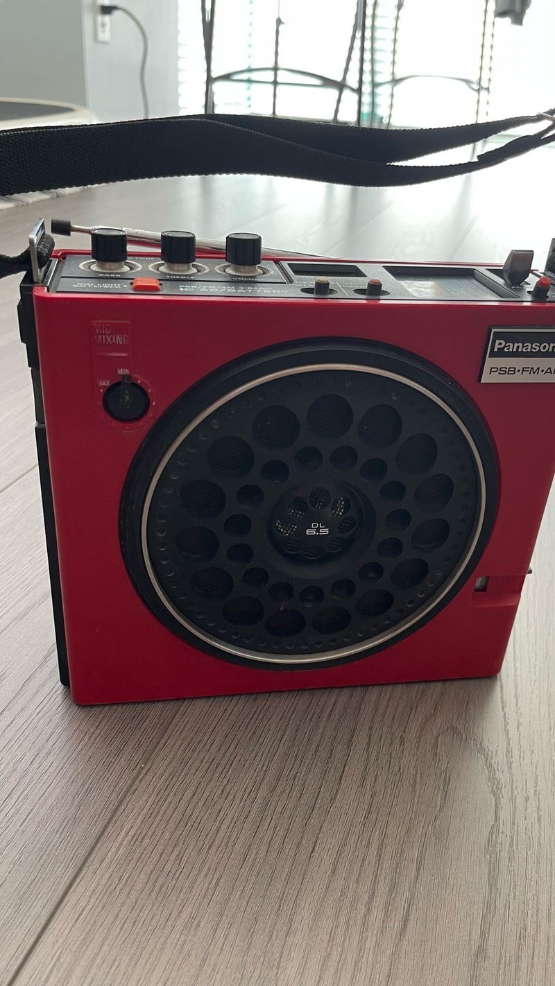 松下收音机888C 全品 少有中国红 150刀 自取