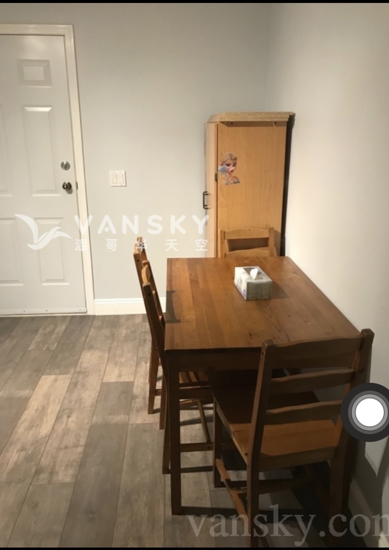 列治文安静内街独立出入独用卫浴的单间出租